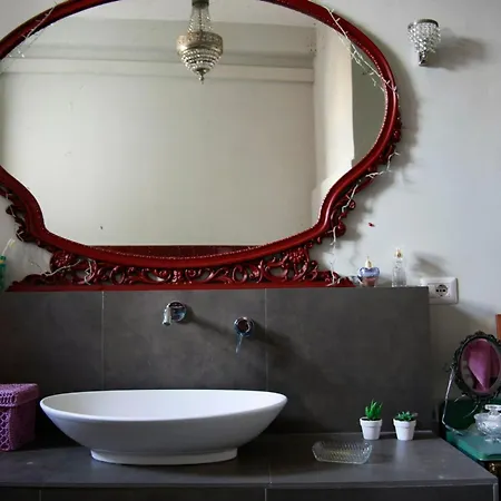 Oda ve Kahvaltı Maison Deco Katanya
